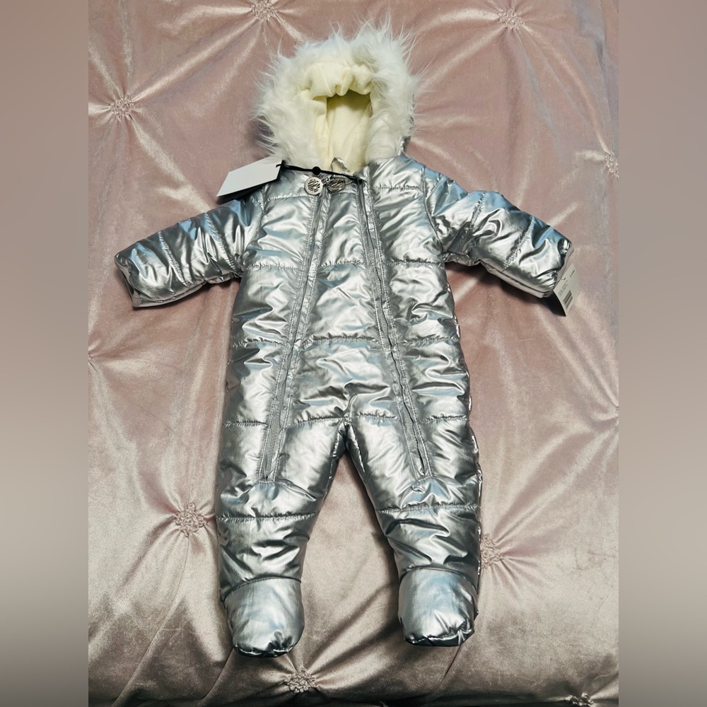 BNWT DKNY Baby Girl Silver puff fashionable Snowsuit 3-6months,